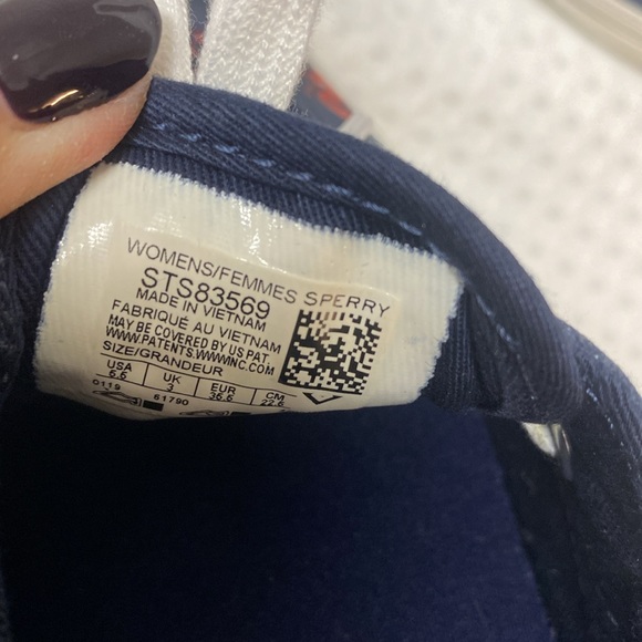 Sperry Top-Sider. NWOT. Size 5.5. - Picture 4 of 4